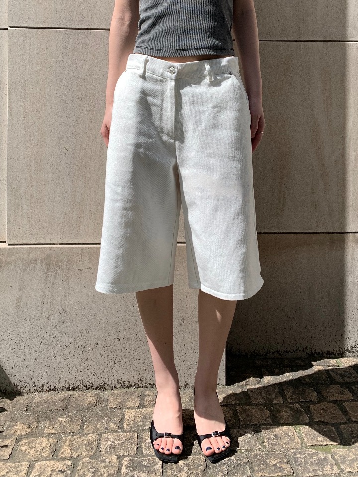 DC. Nova Cotton Bermuda Pants